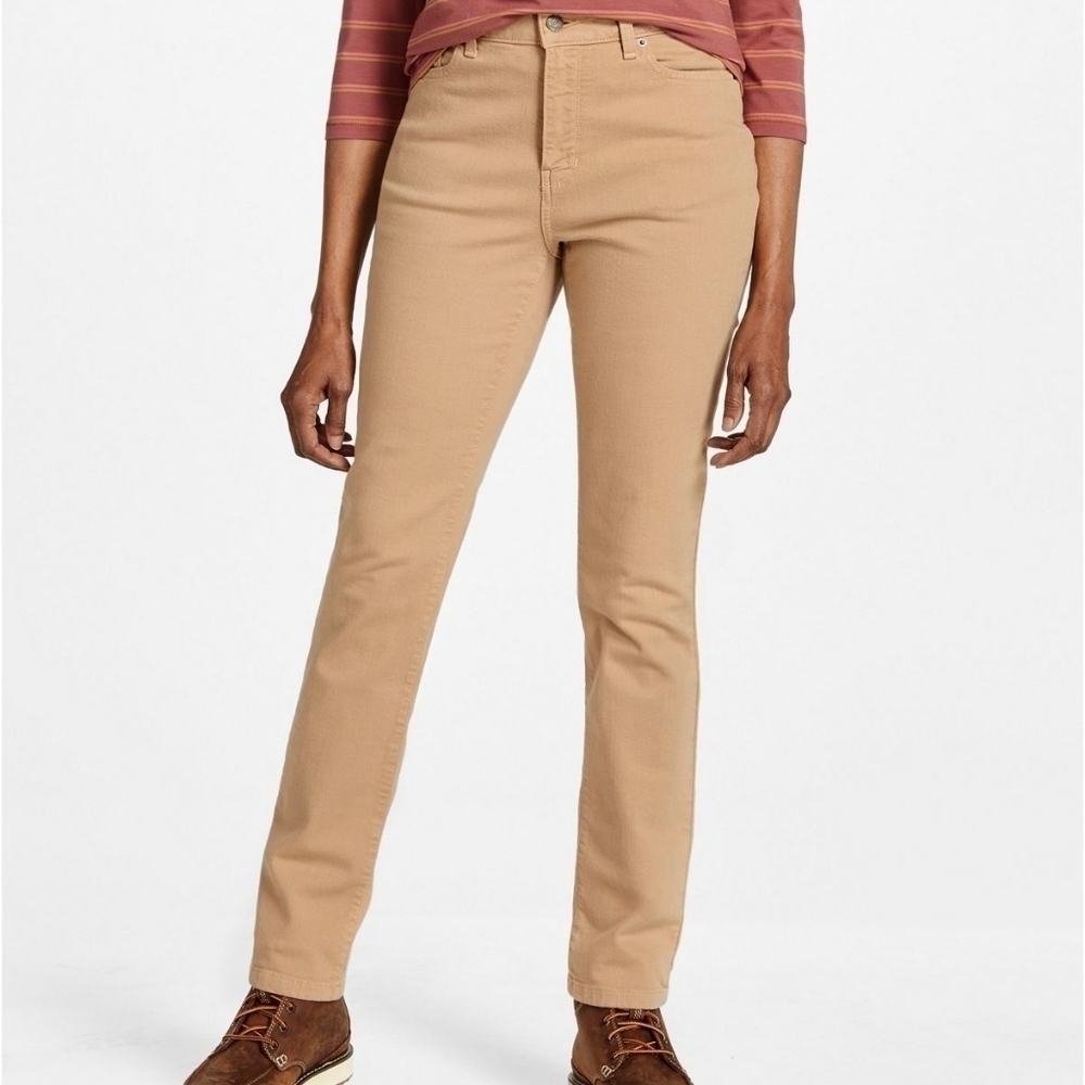 NWT L.L Bean Classic Fit Straight Leg Khaki Pants